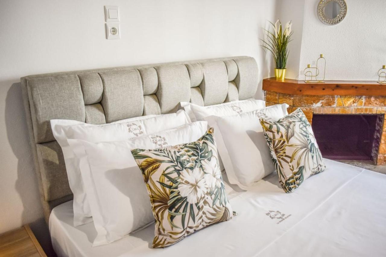 La Maison Plakes Rooftop Apt Skiathos Town Bagian luar foto